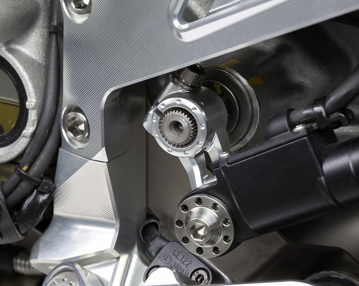 Motocorse Aluminum Gear Connecting Rod (shift knuckle) for Ducati Panigale / Streetfighter V4 (all) Motocorse Aluminum Gear Connecting Rod (shift knuckle) for Ducati Panigale / Streetfighter V4 (all)